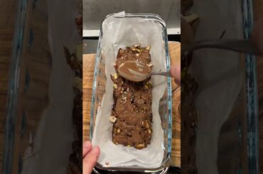 Better Than a Snickers! Healthy Chocolate Date Bars (No-Bake)