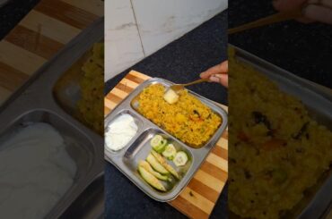 Aaj lunch me banaye simple si Khichdi #shorts #cooking #food #ytshorts #priyanka's rasoi