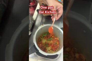 Easy to make Dal Kichidi #food #healthy #cooking #onepotmealrecipe #dinnerideas