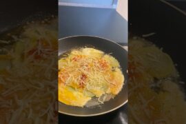 5-Minute Healthy Breakfast Recipe | Easy Potato & Egg Sandwich#shorts