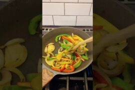 First recipe video in a few months! Lots more healthy food... #Shorts #clairehodginss