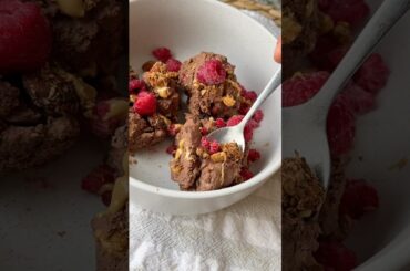 Merienda chocolatosa #chocolate #mousse #sinazucar #singluten #saludable #yogurgriego #yogur