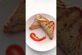 #sandwich #vegsandwich #shortsfeed #short #multigrainbread #healthysandwichrecipe
