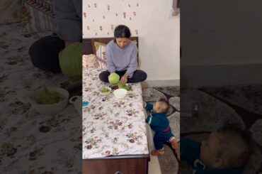 Mom life | Daily routine with my 8 month old | healthy recipes #youtubeshorts #shorts