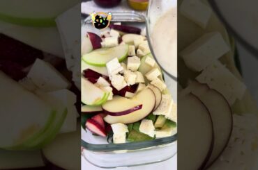 Ensalada saludable con un toque de fresas. #ensalada #alimentossanos #recetas