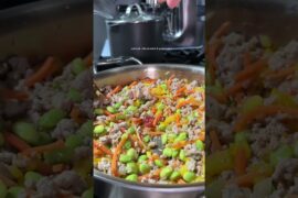 Stir fry ground turkey. colorful, flavorful and healthy! #lunchideas #healthyfood #healthyrecipes