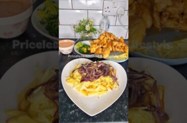 Quick Healthy Dinner Idea | Chicken, Veg & Homemade Dipping Sauce #food #shorts