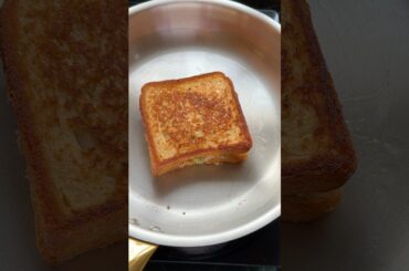 Healthy veg sandwich #food  #recipe #indianfood #cooking #easyrecipe #viral #youtubeshorts #shorts