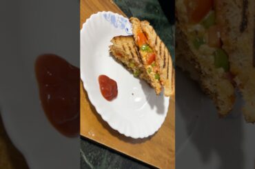 Veg grill sandwich #recipe #food #healthy