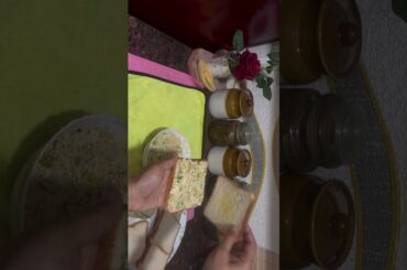 Hungcurd sandwich#ytshorts#food#indiancuisine#pinchofyumwithjyoti#minivlog#healthy#summer