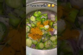 Turai Ki Bhaji Recipe | Healthy Lauki Style Sabzi | Easy Indian Veg Recipe #Shorts