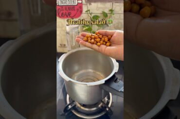 Healthy salad #minivlog #shorts #viralshorts #cooking#salad #morningroutine #breakfast #ytshorts #yt