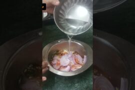 Besan Ka Chilla Recipe | Healthy Breakfast in 10 Minutes#ytshorts #trending #shorts