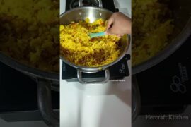 Light breakfast, lots of love | #PohaLovers, #Homemade, #IndianBreakfast #healthybreakfast #recipe
