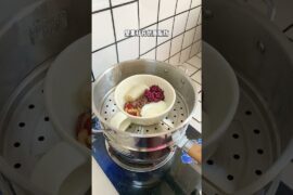 After Holiday Feast: Low-Calorie Banana Oatmeal Bowl