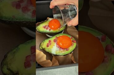 Idea de cena con aguacate y huevo #easyrecipes #recetas #lowcarb