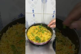 Quick Masala Rice - Breakfast Rice | Tiffin Recipes #shorts #healthy #tiffinrecipe #breakfast