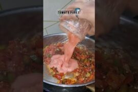 Viral Shakshuka Recipe | Breakfast Ideas #shorts #arabic #shakshuka #eggrecipe #recipe #ytshorts #yt