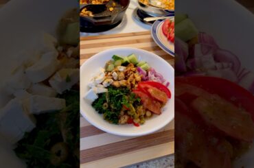 Mediterranean Style Chicken Bowls | Quick & Healthy Dinner Recipe