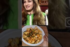 2 minut Mein banne wale RaveenaTandon favourite low  calories Makhana recipe#youtubeshorts #makhana