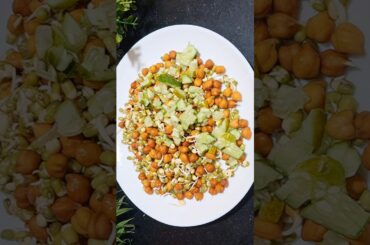 Healthy breakfast recipe by Acharya Manish Ji #shortvideo #chanamoong #sproutssalad #shorts #food