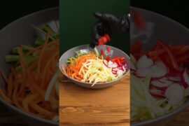 Fresh Crunchy Garden Salad for diet | Healthy & Easy Recipe #salad