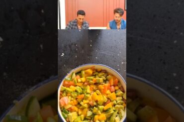 Akshay Kumar's Favourite Mango Avocado Salad Recipe #shorts#youtubeshorts