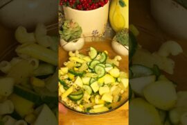 Healthy salad recipe #healthysalad #salads #recipes #ytshorts