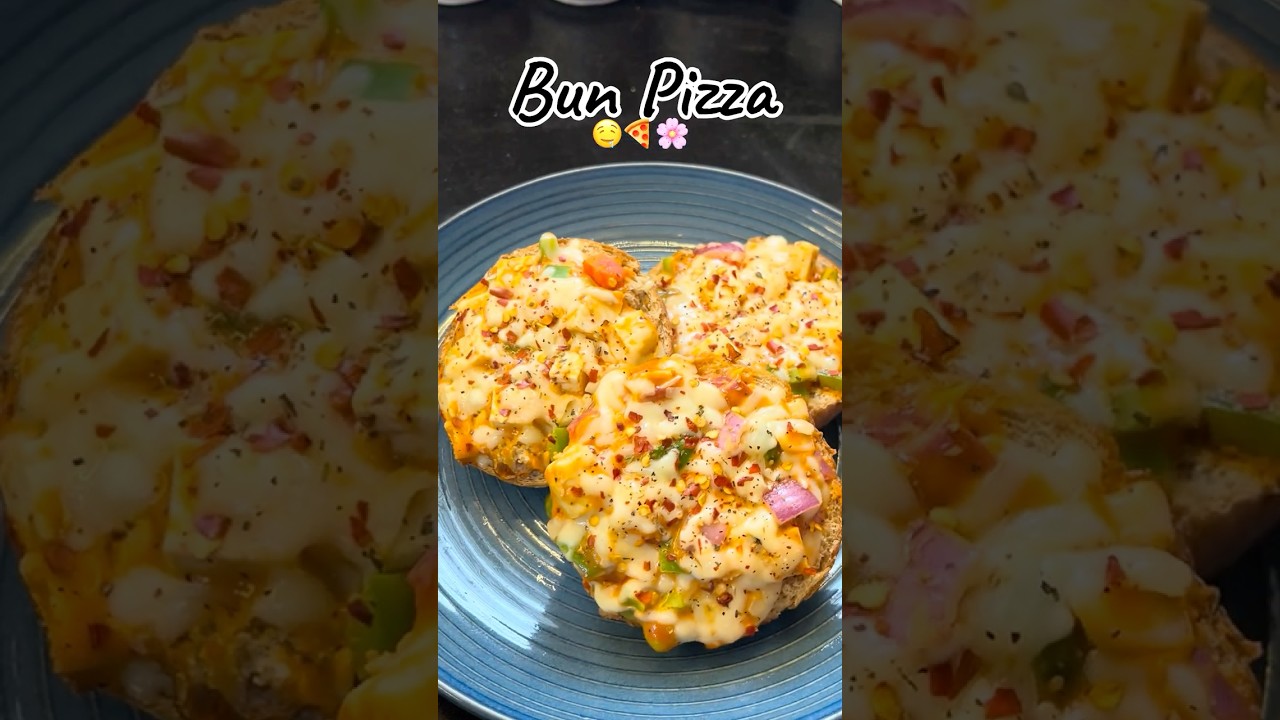 Bun Pizza | Instant Pizza | Healthy Pizza #pushpajkichen #food #recipe #pizza #pizzalover #shorts Bun Pizza | Instant Pizza | Healthy Pizza #pushpajkichen #food #recipe #pizza #pizzalover #shorts