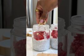 The Chia Pudding I’m Obsessed With Right Now  #chiapudding #healthybreakfast #highprotein