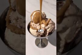 Follow for this week’s big recipe drops! #highprotein #healthy #icecream