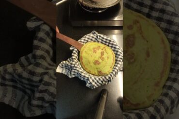 Instant Spinach Dosa#vegetarianrecipies #Healthy Breakfast Recipe#viral #trending