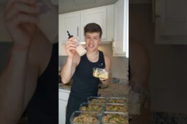 Chili Crisp Honey Chicken & Rice High Protein Meal Prep Recipe #shorts
