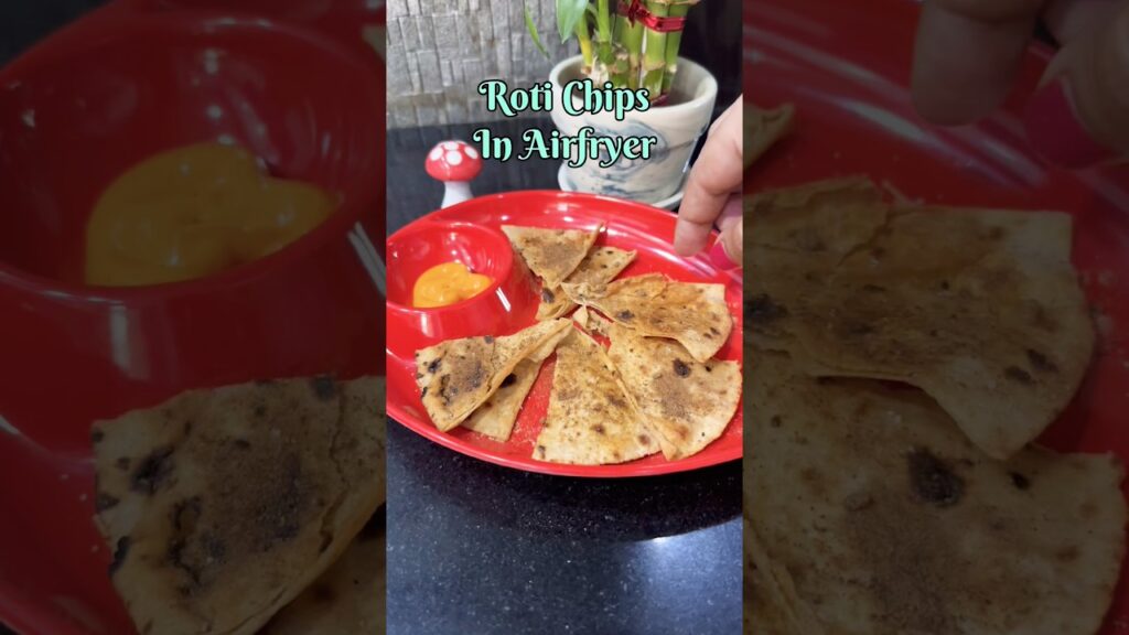 Roti chips #recipe shorts #recipe  #food #recipes #trendingshorts #teatime #snacks #healthy #foodie