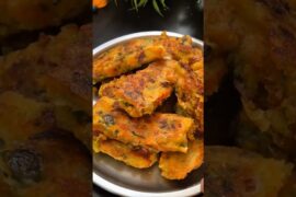 Bread Moong Dal Toast Recipe | Crispy & Healthy Breakfast #shorts #youtubeshorts  #breakfast