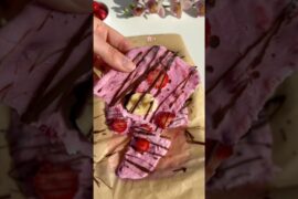 High protein raspberry Yogurt Bark #baking #highprotein #easyrecipes #healthyrecipes #dessert