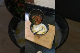 Yummy Raita#easyrecipes #indianrecipes #shorts #healthyrecipes #trending #indianrecipes #comfortfood