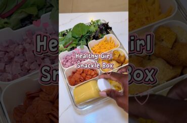 Healthy Snackle boxes to go! #salad #sandwhiches #foodie #snacks #healthy