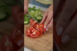 #HealthySalad #WeightLossRecipe #SaladRecipes #QuickAndEasy #HealthyEating #MealPrep