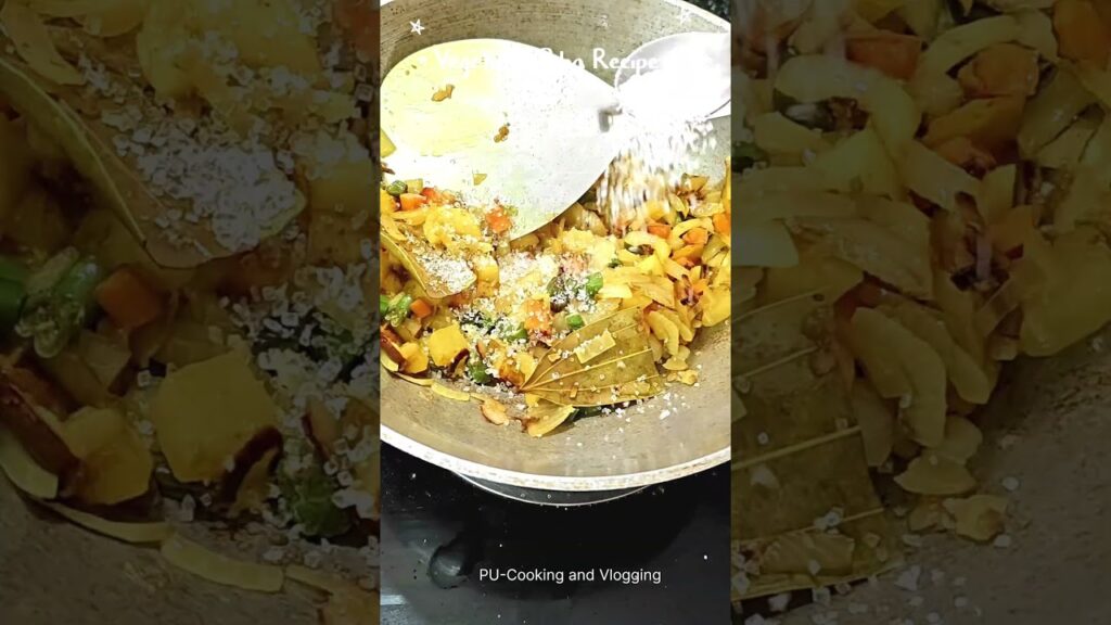 Vegetable Poha Recipe | Healthy breakfast recipes #food #trending #shorts #recipe