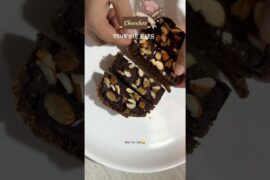 No sugar,Brownie bars within10 minutes! #trending #ytshorts #shorts #food #viralreels #vlog #dessert