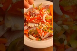Crunchy Tomato Carrot Cucumber Salad Recipe | 5-Min Healthy Weight Loss Salad | No Cooking #shorts