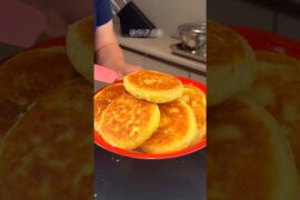 Make parathas the traditional way.! #shorts