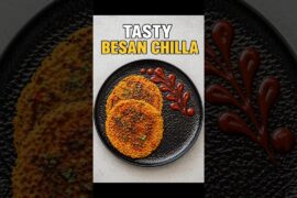 High Protein Recipe | Healthy & Tasty Besan Ka Chilla #viral #trending #youtubeshorts #recipe
