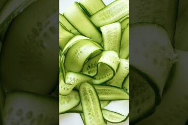 How to Make Perfect Cucumber Ribbons #recipehacks #cookinghacks #recipe
