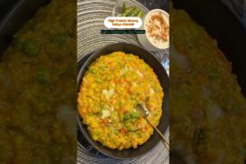 Weight Loss Dinner Recipe | High Protein Moong Daliya  Khichdi  #shorts #protein #easyrecipe