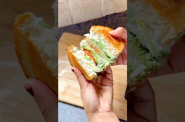Desi Pesto Avocado Cream Cheese Sandwich | Healthy & Creamy Breakfast#explore #viral #short