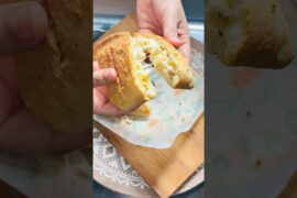 ab ghar m hi banaye bina maideitni tasty aur healthy garlic bread#shorts#viral#ytshorts#cooking