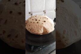 Roti fulane ka sehi tarika #roti #ytshorts #flatbread #chapati #facts #information #food#healthylife