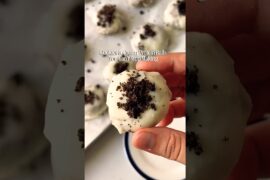 High-Protein Oreo Energy Bites | Healthy Snack Recipe Under 5 Minutes #shorts #oreoballs